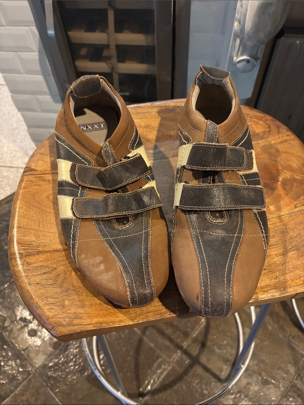 Men's Brown Two-Tone Strap Sneakers